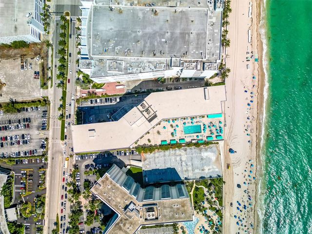 3725 S Ocean Dr PH18, Hollywood, FL 33019