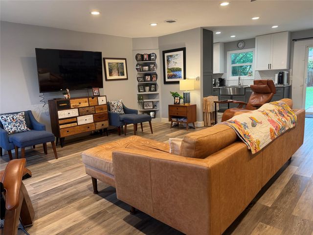 1708 Princeton Ave, Austin, TX 78757