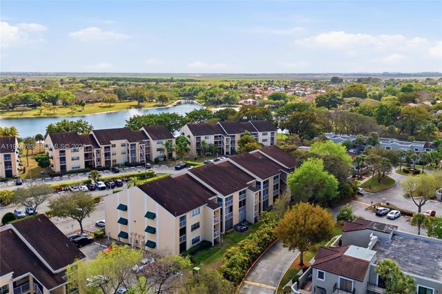 15325 SW 106th Ter 627, Miami, FL 33196