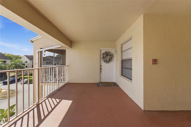 15325 SW 106th Ter 627, Miami, FL 33196