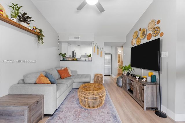 15325 SW 106th Ter 627, Miami, FL 33196