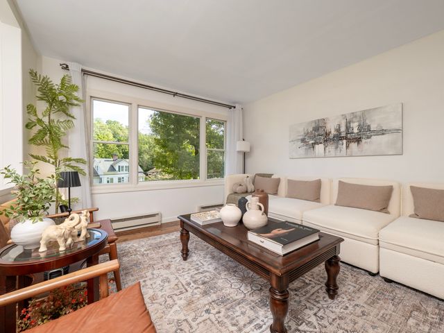 332 Bennetts Farm Road, Ridgefield, CT 06877