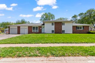 232 Dickinson Road, Springfield, IL 62704