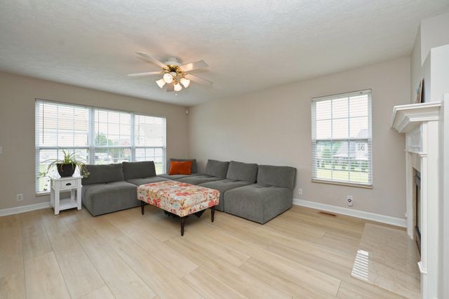 102 Lance Park Cir, Goodlettsville, TN 37072
