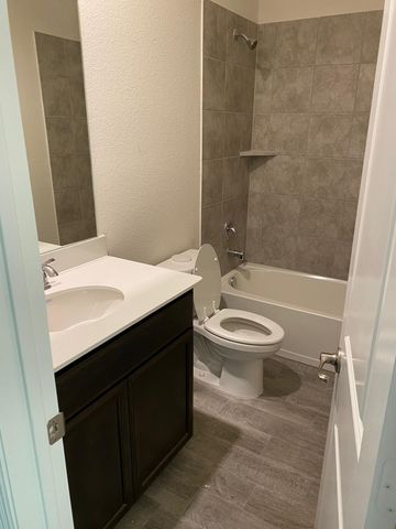 1301 Surrey Street, Melissa, TX 75454