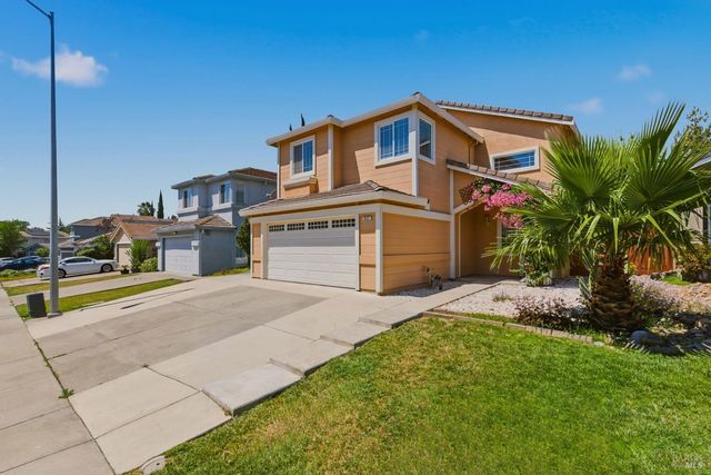 517 Edenderry Dr, Vacaville, CA 95688