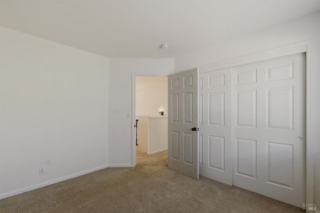 517 Edenderry Dr, Vacaville, CA 95688