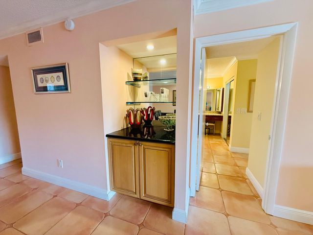 9261 Vista Del Lago, Boca Raton, FL 33428