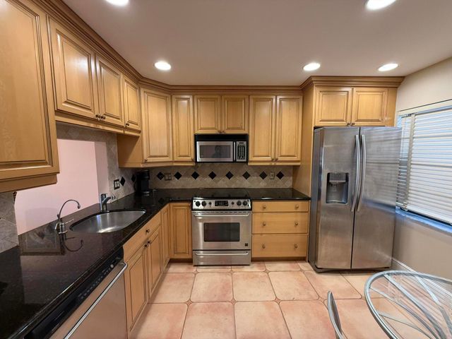 9261 Vista Del Lago, Boca Raton, FL 33428