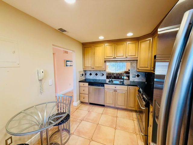 9261 Vista Del Lago, Boca Raton, FL 33428