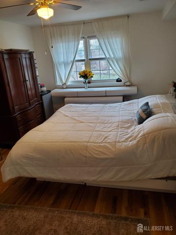 333 College Drive, Edison, NJ 08817