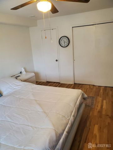 333 College Drive, Edison, NJ 08817