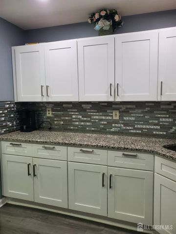 333 College Drive, Edison, NJ 08817