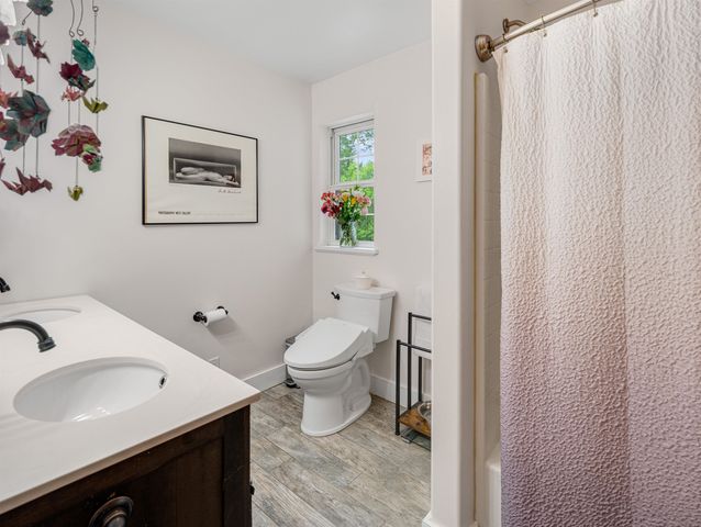 1851 York Street Extension, Poultney, VT 05764