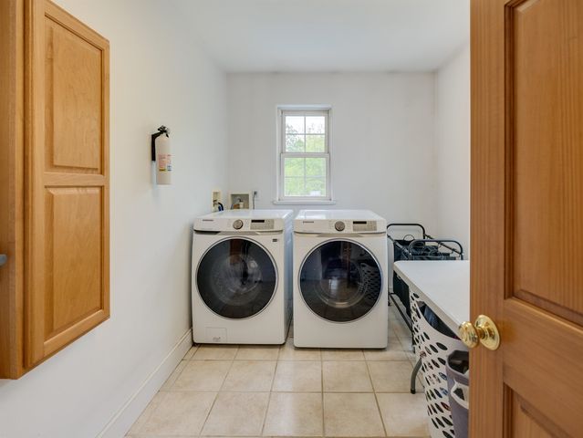 1851 York Street Extension, Poultney, VT 05764