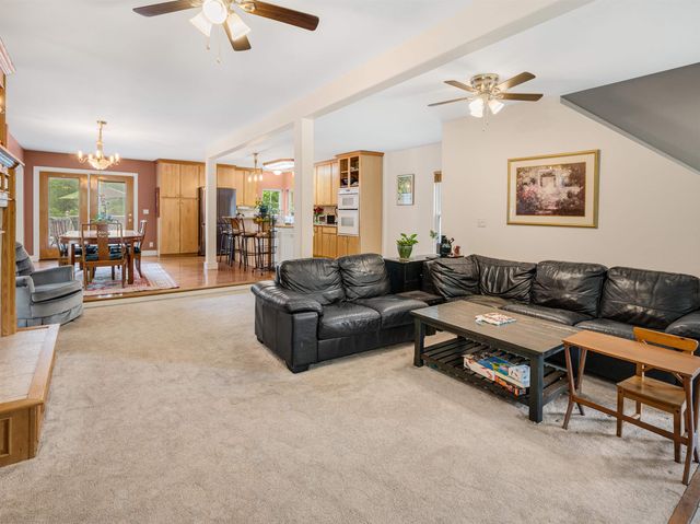 1851 York Street Extension, Poultney, VT 05764