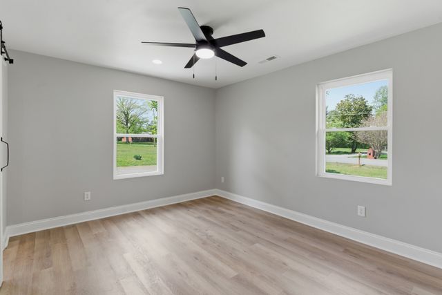 1141 Cranberry Dr, Murfreesboro, TN 37129