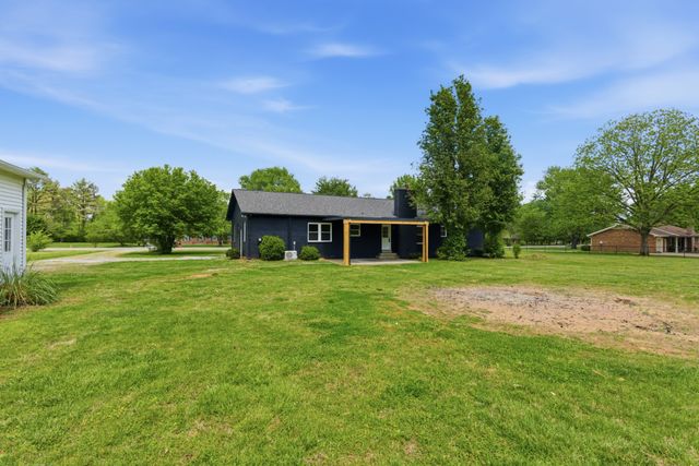 1141 Cranberry Dr, Murfreesboro, TN 37129