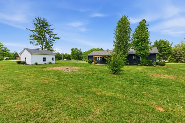 1141 Cranberry Dr, Murfreesboro, TN 37129