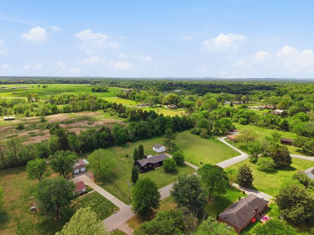 1141 Cranberry Dr, Murfreesboro, TN 37129