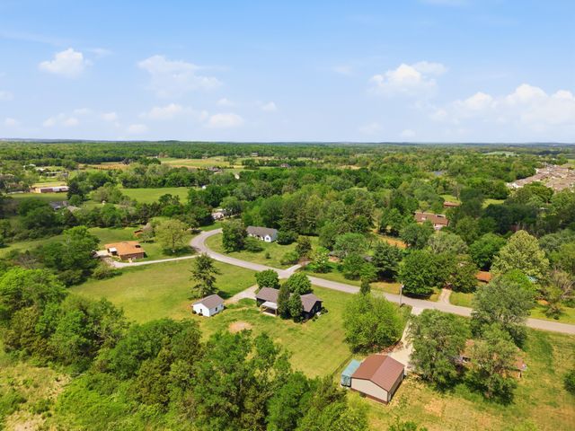 1141 Cranberry Dr, Murfreesboro, TN 37129