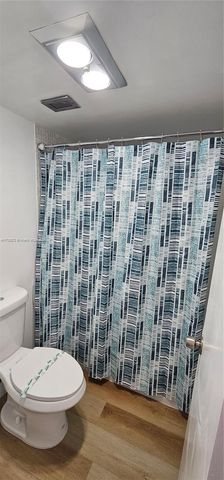 500 Bayview Dr 1117, Sunny Isles Beach, FL 33160