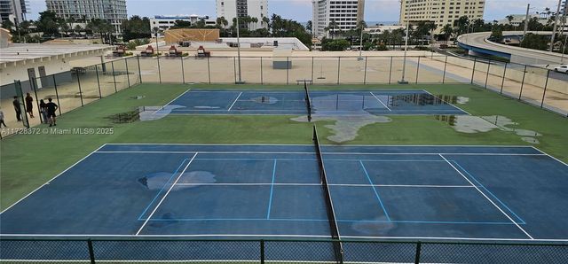 500 Bayview Dr 1117, Sunny Isles Beach, FL 33160