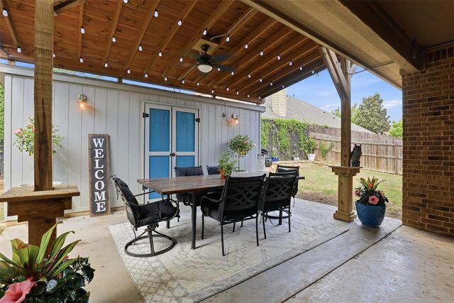 1004 Tara Drive, Burleson, TX 76028