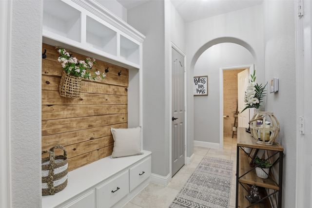 1004 Tara Drive, Burleson, TX 76028