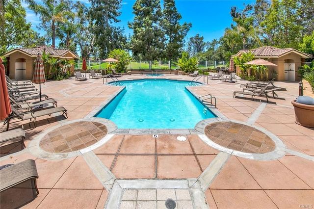 2960 Champion Way 1307, Tustin, CA 92782