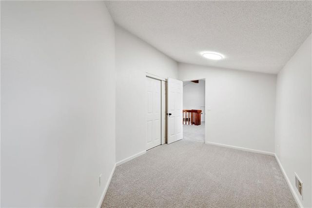 1601 Vogt Road, Raymore, MO 64083