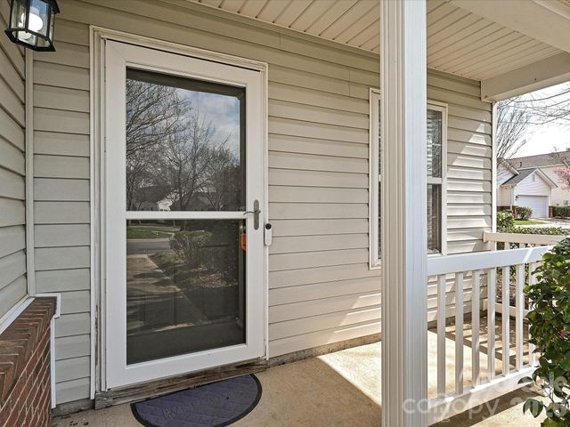 8627 Meadowmont View Drive, Charlotte, NC 28269