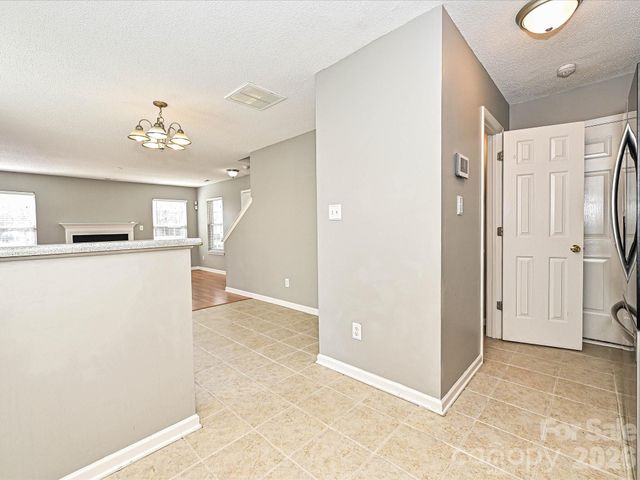 8627 Meadowmont View Drive, Charlotte, NC 28269