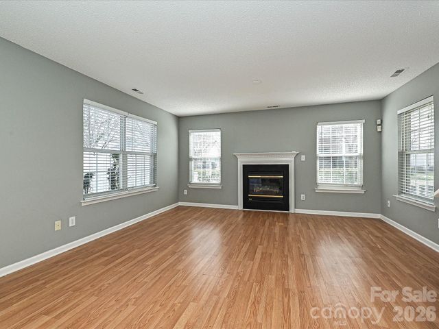 8627 Meadowmont View Drive, Charlotte, NC 28269