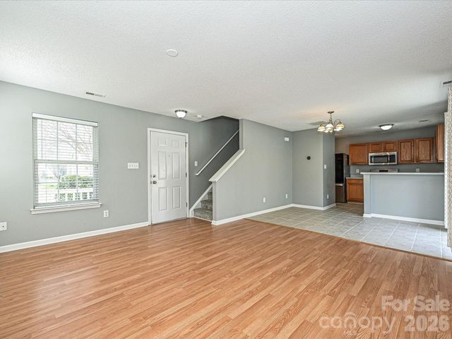 8627 Meadowmont View Drive, Charlotte, NC 28269