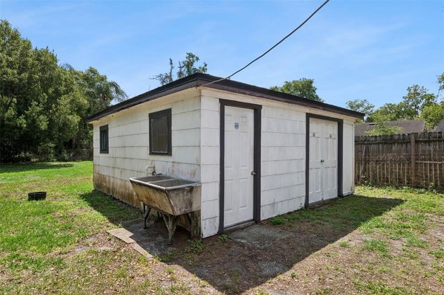 1203 SASOON AVENUE, Orlando, FL 32803