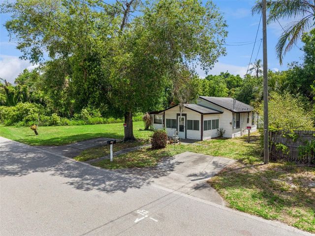 1203 SASOON AVENUE, Orlando, FL 32803