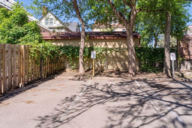 2212 Aldrich Avenue S 102, Minneapolis, MN 55405