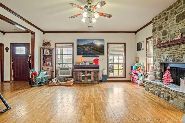 15308 E 121st Place N, Collinsville, OK 74021