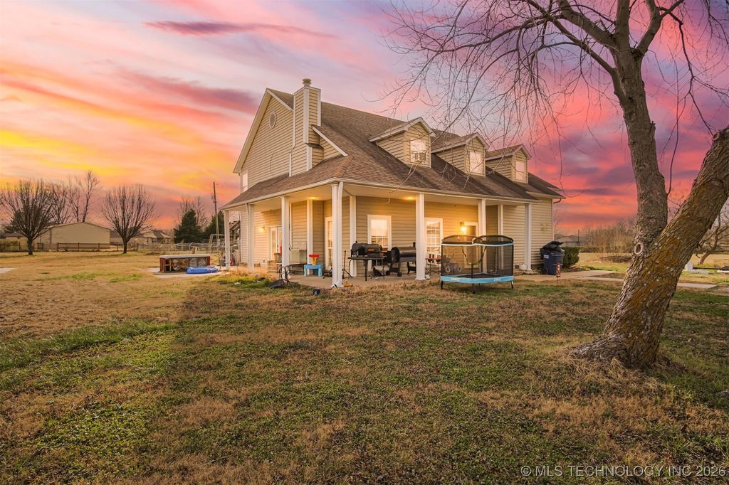 15308 E 121st Place N, Collinsville, OK 74021