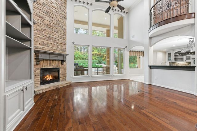 7346 Teaswood Drive, Conroe, TX 77304