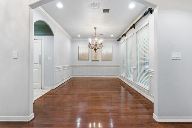 7346 Teaswood Drive, Conroe, TX 77304