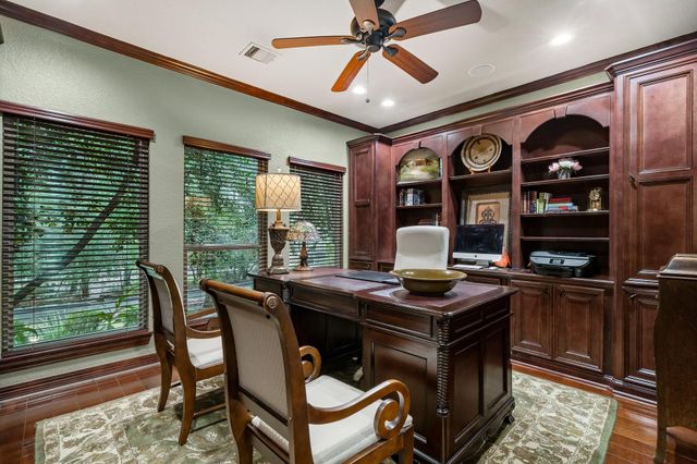 7346 Teaswood Drive, Conroe, TX 77304