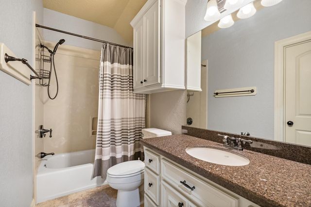 7346 Teaswood Drive, Conroe, TX 77304