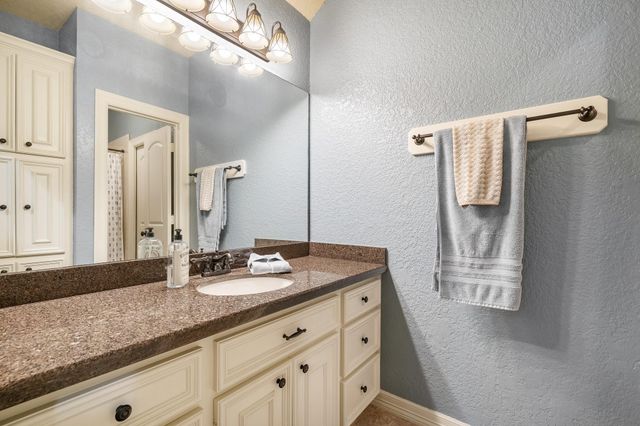 7346 Teaswood Drive, Conroe, TX 77304