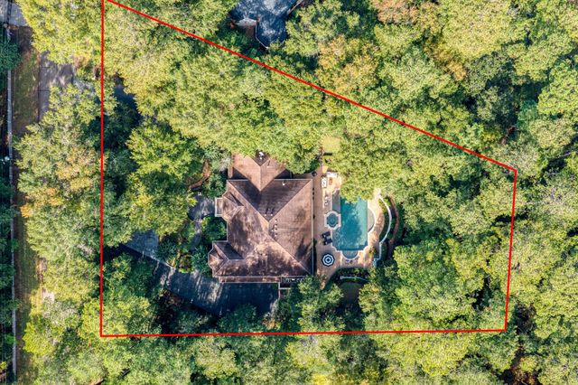 7346 Teaswood Drive, Conroe, TX 77304