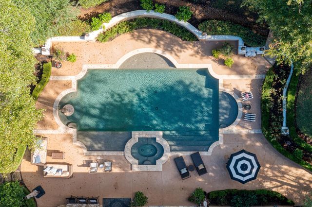 7346 Teaswood Drive, Conroe, TX 77304