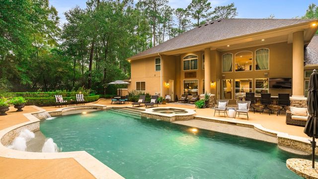 7346 Teaswood Drive, Conroe, TX 77304