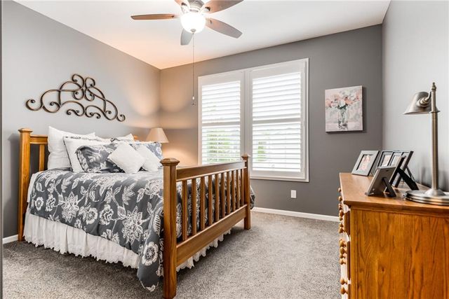 20922 W 190th Terrace, Spring Hill, KS 66083