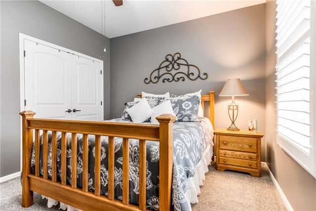 20922 W 190th Terrace, Spring Hill, KS 66083
